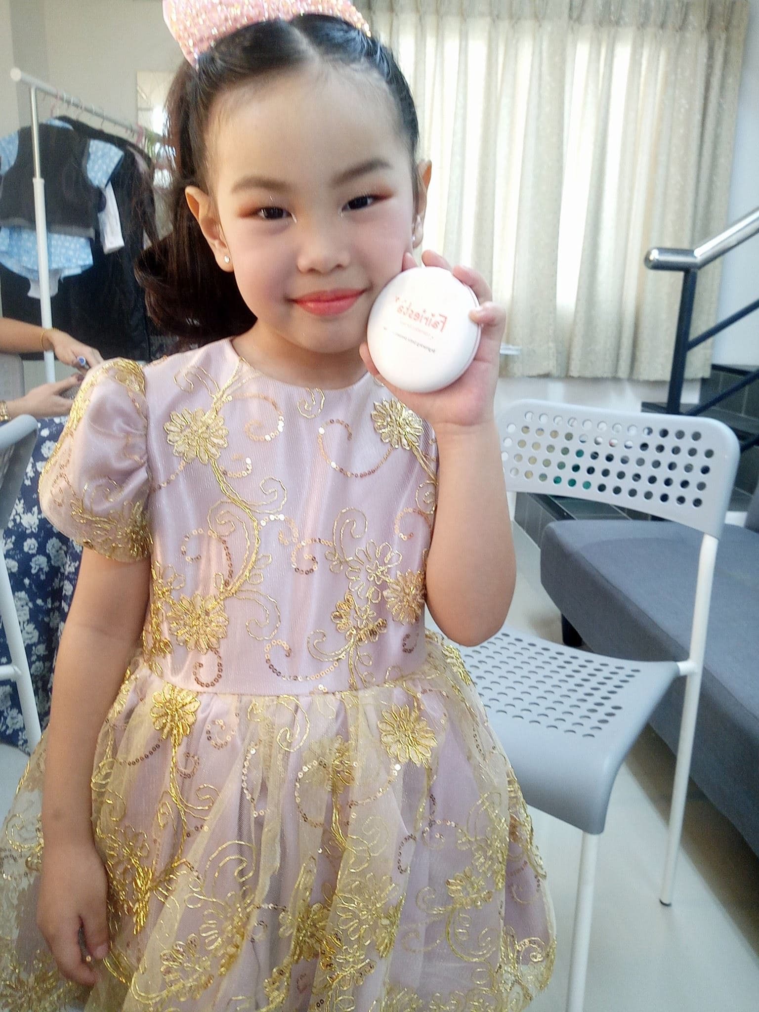 ความน่ารักของน้องปันปัน...💜💛❤😊