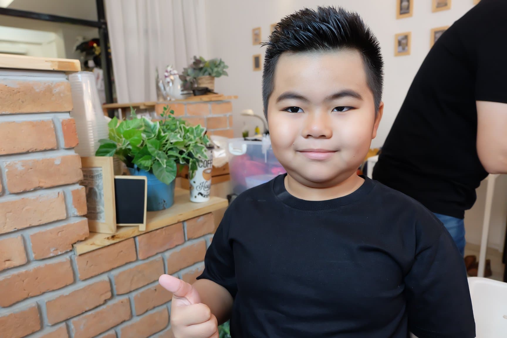 รีวิวการแต่งหน้านายแบบ น้องนิว