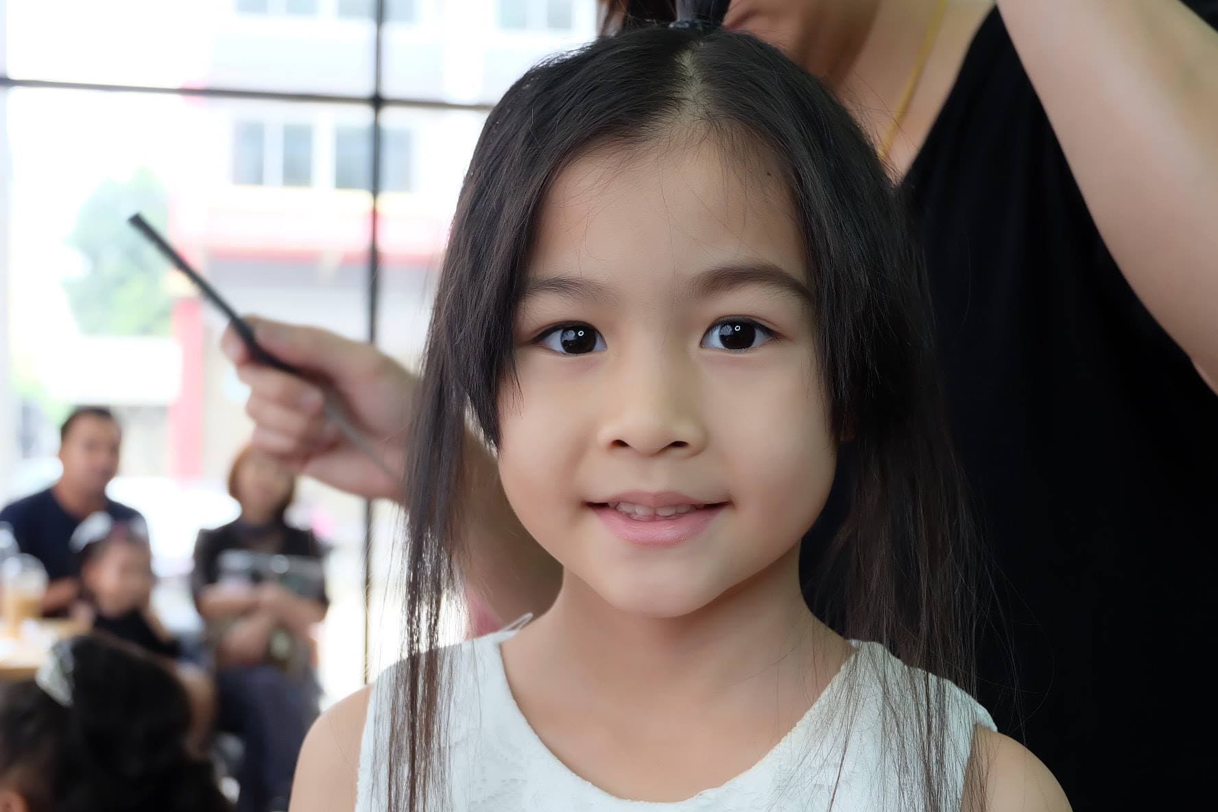 รีวิวการแต่งหน้าสาวน้อย