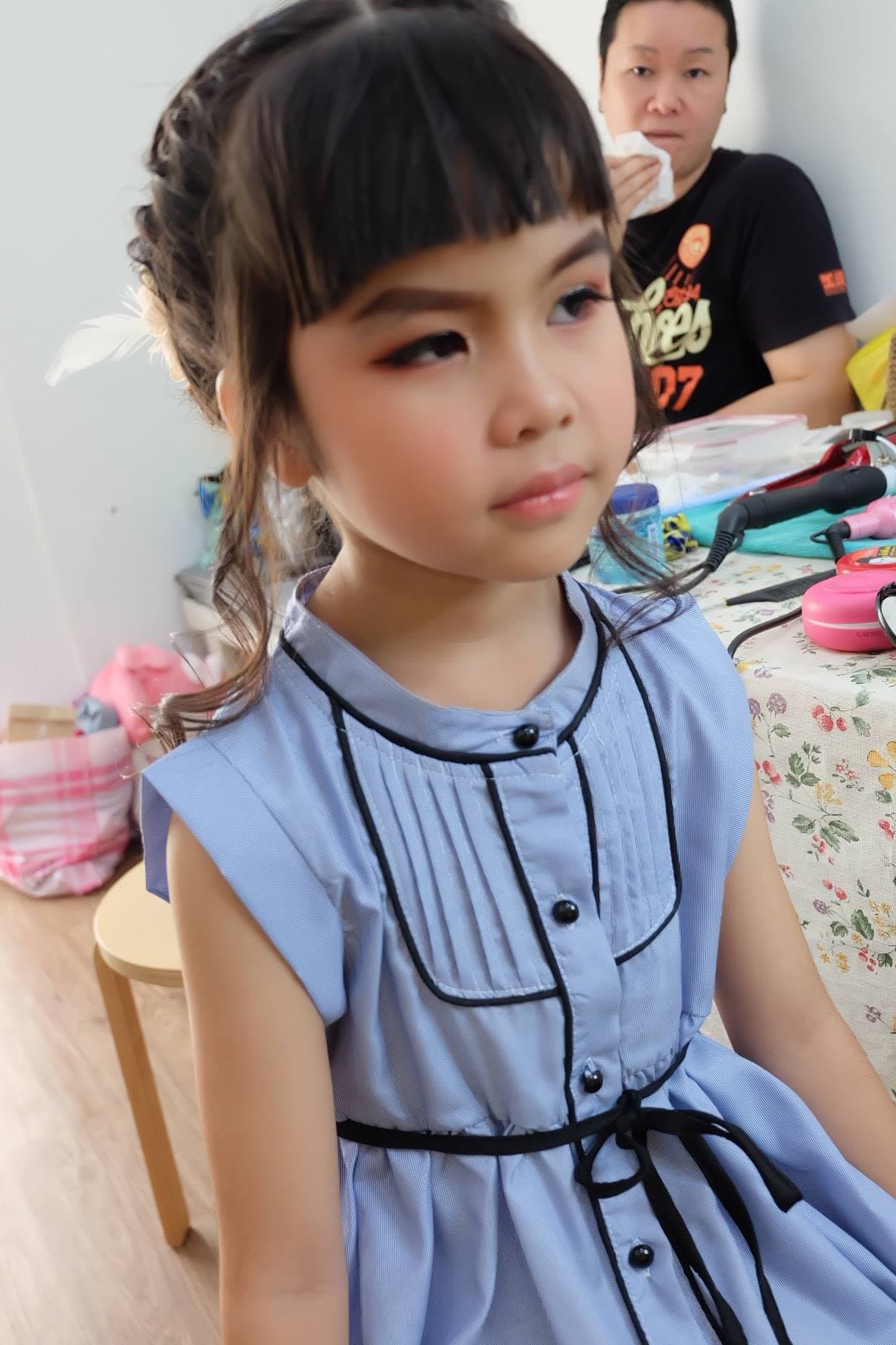 รีวิวการแต่งหน้า น้องเอญ่า..