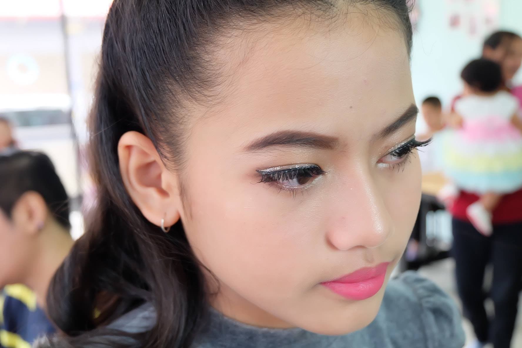 รีวิวการแต่งหน้าสาวน้อย....💄