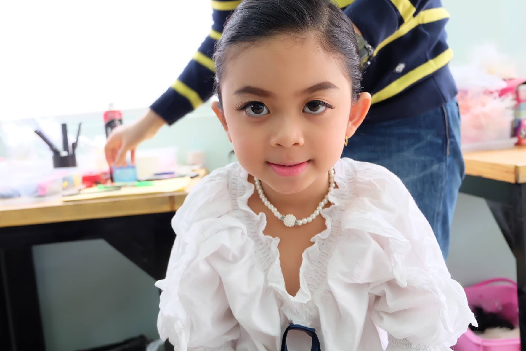 รีวิวการแต่งหน้า สาวน้อย