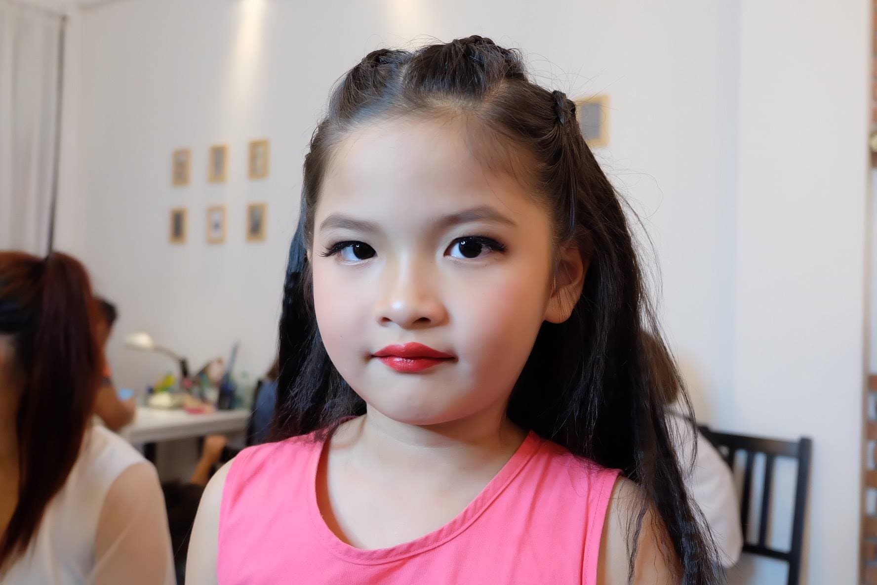รีวิวการแต่งหน้าสาวน้อย