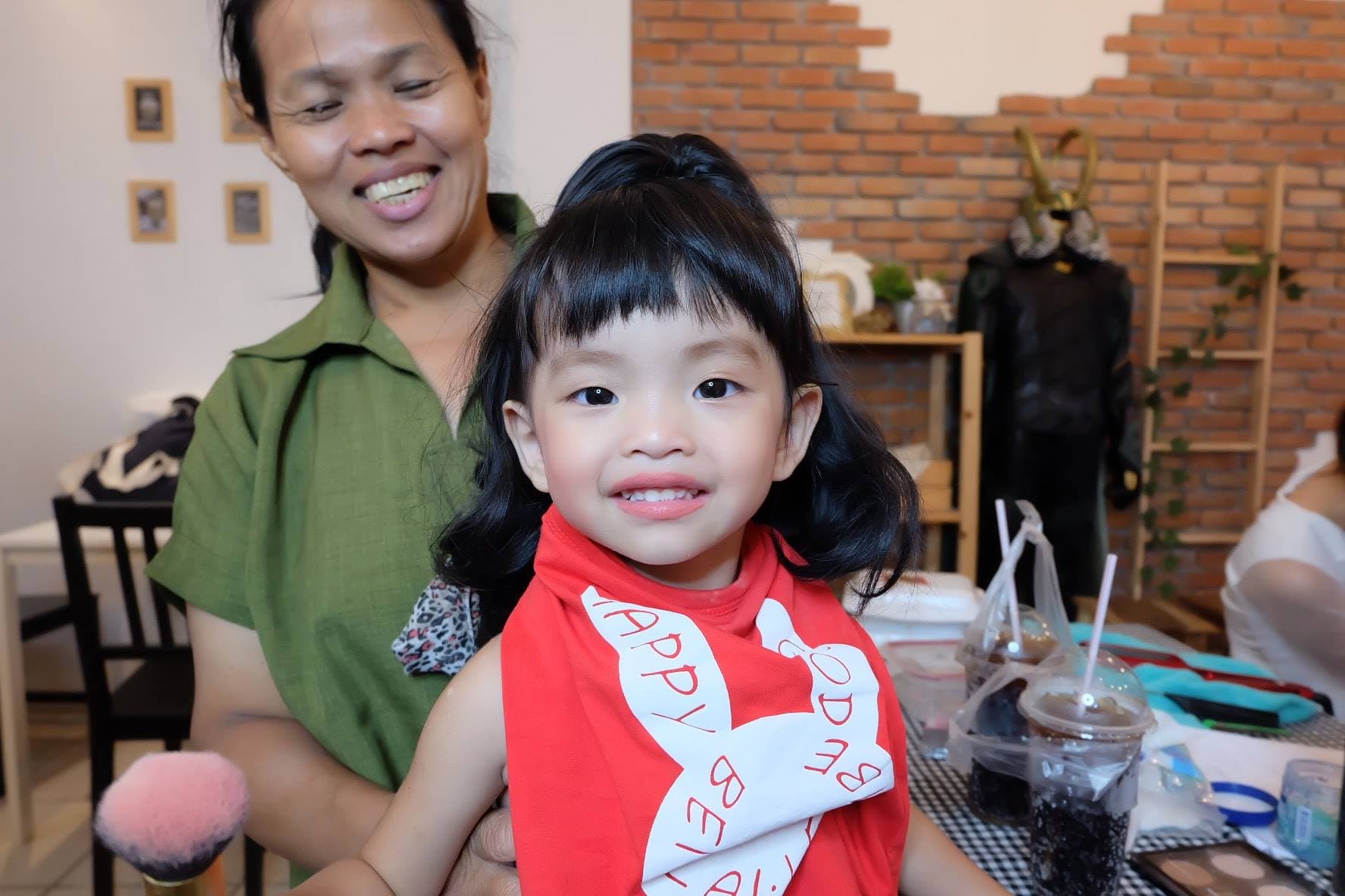 รีวิวการแต่งหน้าสาวน้อย