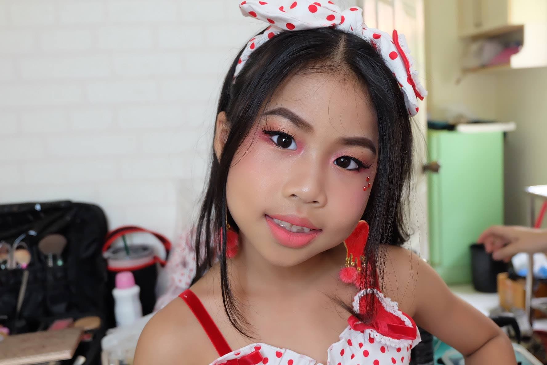 รีวิวแต่งหน้า ง่านถ่ายแบบเด็ก ลุคหวานๆ