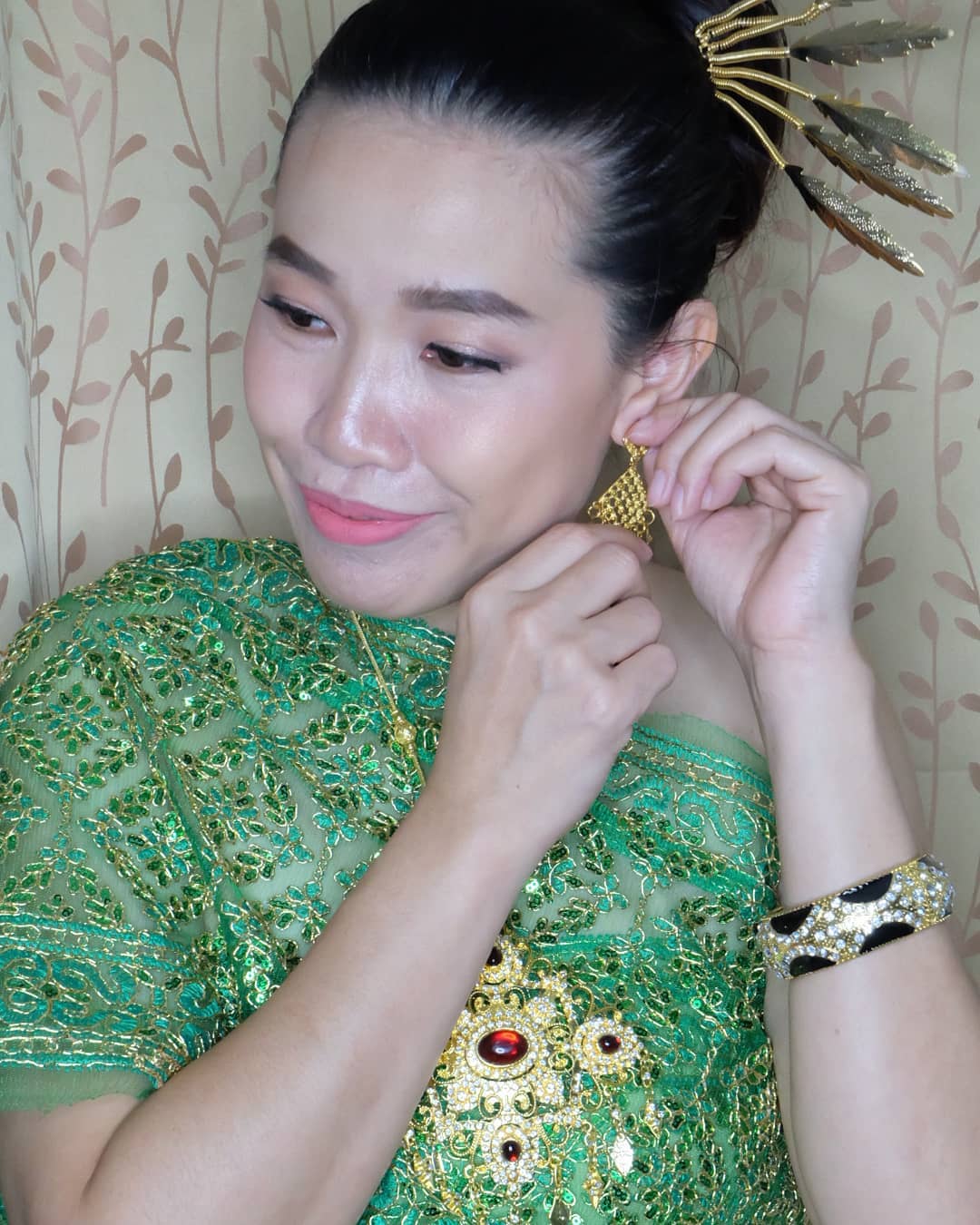สวยละมุนในแบบไทยๆ 🙏