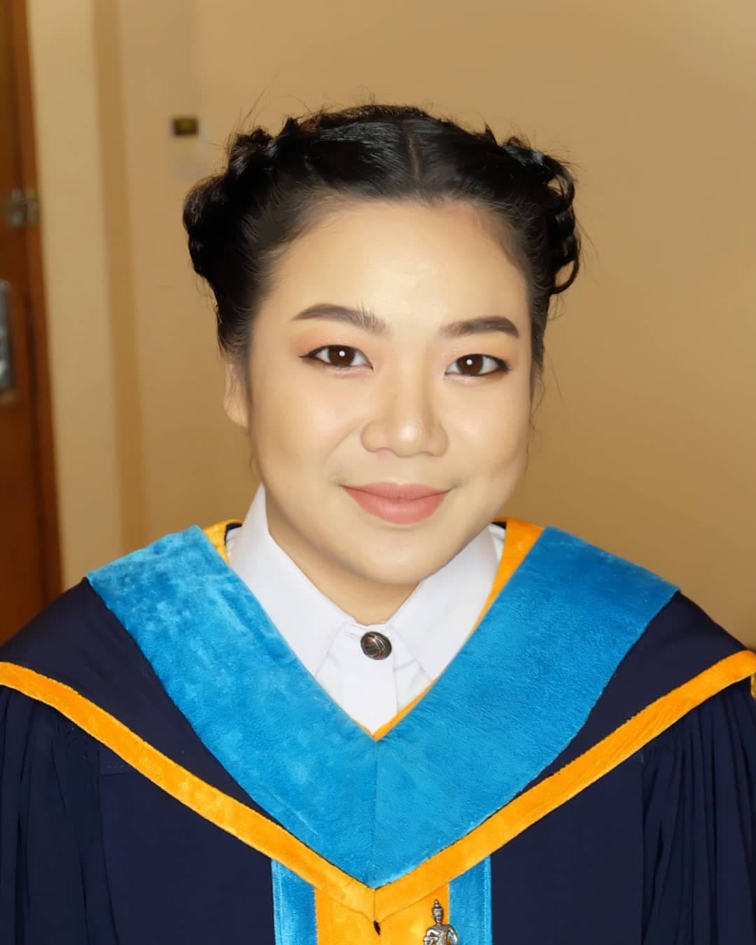 🎓 น้องหนิม .... มหาบัณฑิต ม.รามคำแหง