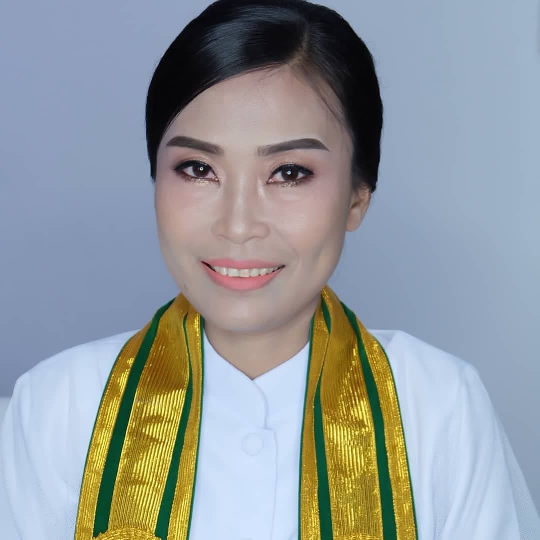 ยินดีกับพี่ตุ๊ก บัณฑิตใหม่จาก ม.สุโขทัยธรรมาธิราช