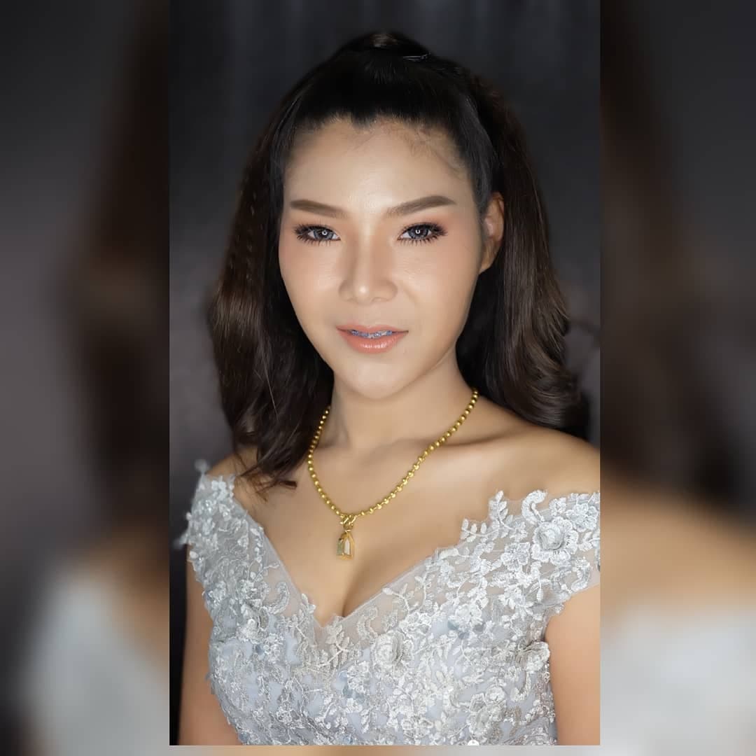 🌈 บริการแต่งหน้าทำผม 💄