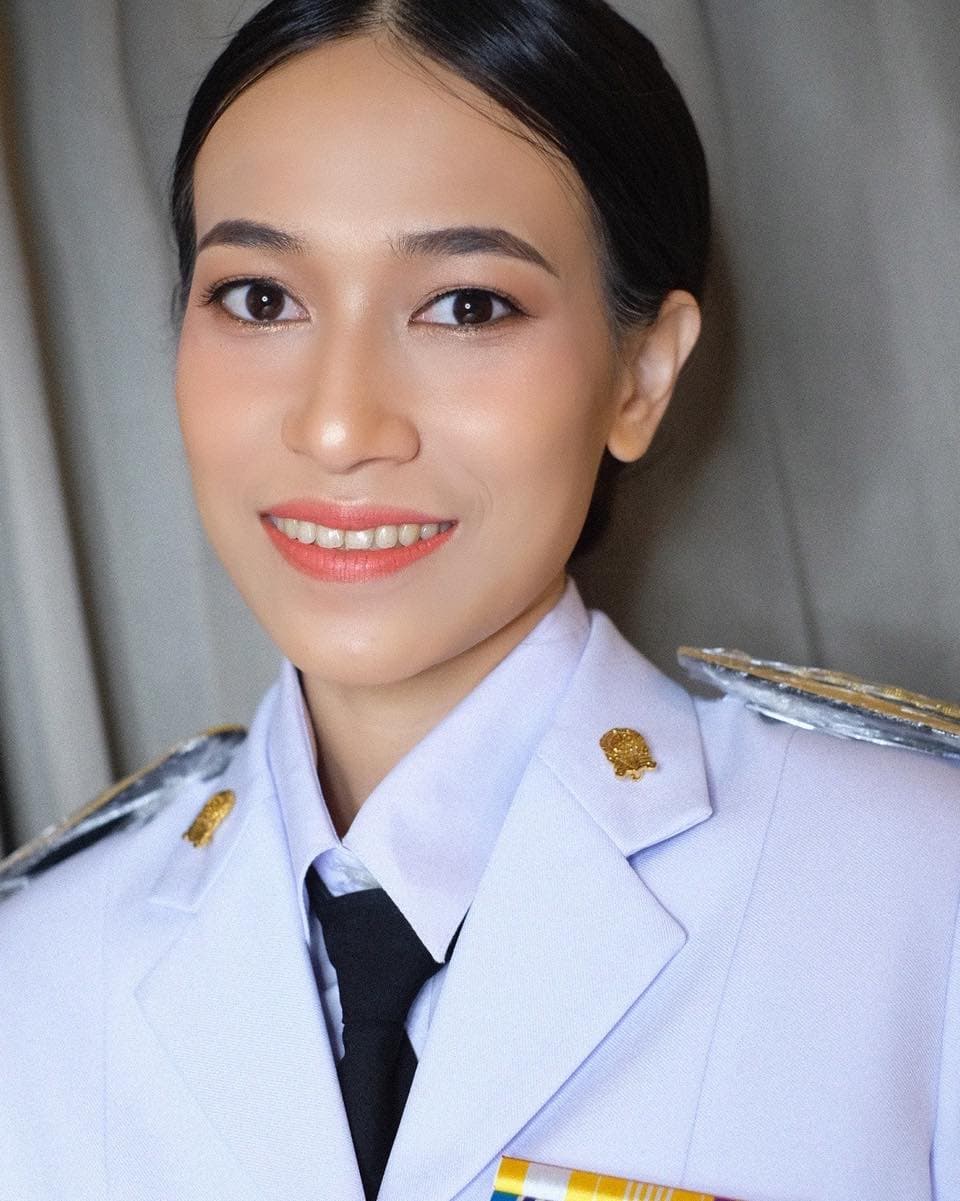 🎉 ยินดีกับคุณโบว์ ด้วยนะคะ 🎓