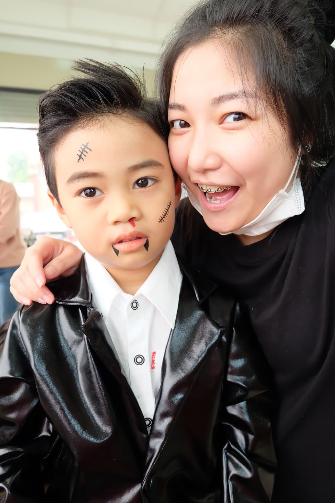 ไม่หลุดคาแลคเตอร์ผีน้อยเลยลูก....