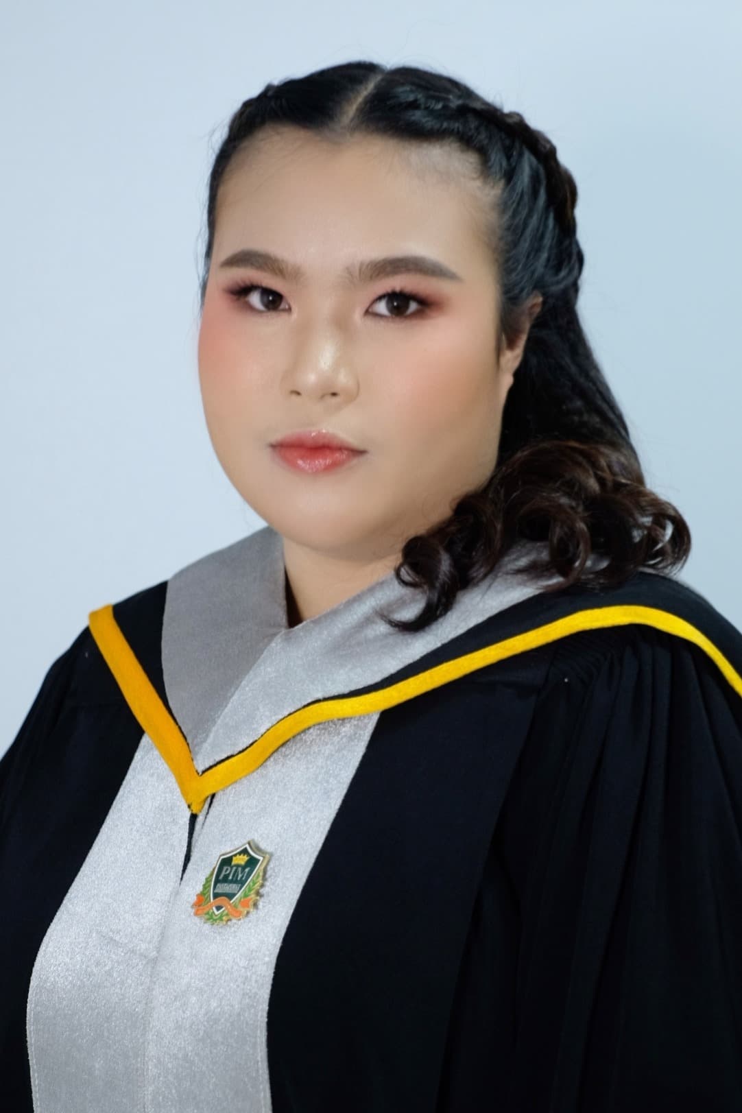 🎓 แต่งหน้ารับปริญญา น้องๆม.ปัญญาภิวัฒน์ ค่ะ