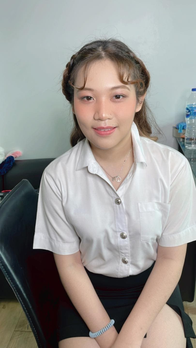 ผมเปียน่ารักๆ สำหรับบัณฑิตสาวน้อย ม.ศรีปทุม