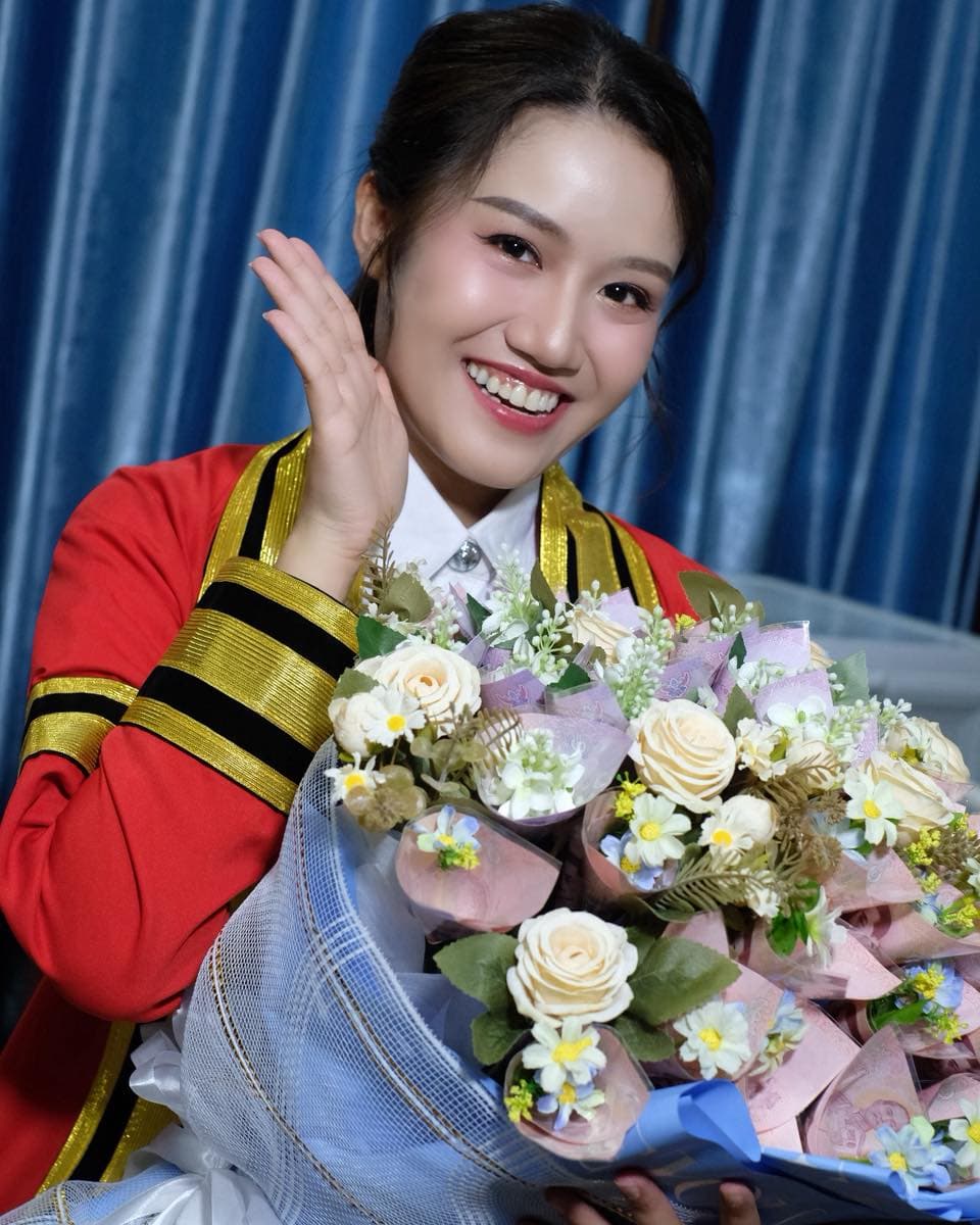 ดูแลหน้าผมคุณบลู สำหรับงานรับปริญญาค่ะ